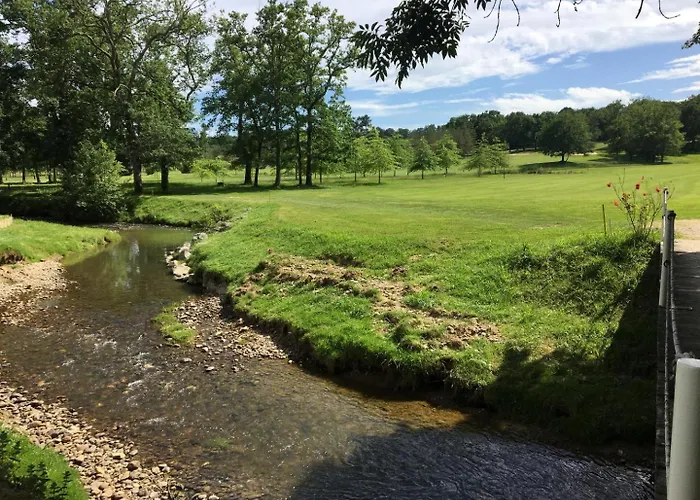 Des Graverots 펜션 *